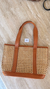 SOLDES / The tote bag